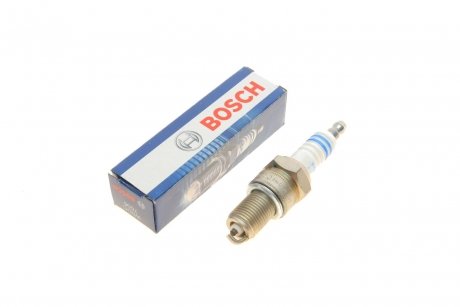 Свічка W8DC 0.8 SUPER NR - кратн - 10шт. BOSCH 0241229715