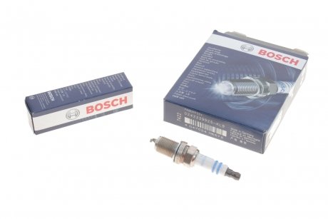 Свеча зажигания FR8DPP33+ DOUBLE PLATINUM (TOYOTA,MB) 4шт. (выр-во) BOSCH 0242229925