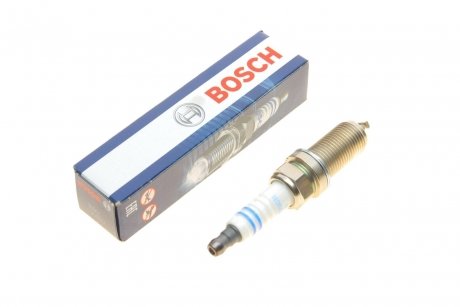 Свеча зажигания BOSCH 0242230607 (фото 1)