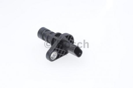 Датчик обертів колінвалу BOSCH 0261210318