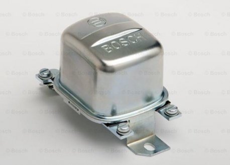 Регулятор генератора BOSCH F026T02204