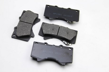 Тормозные колодки перед. Toyota Land Cruiser 08- (advics) BREMSI BP3381