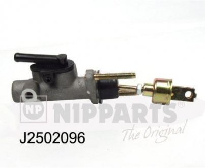 Цилиндр сцепления главный NIPPARTS J2502096