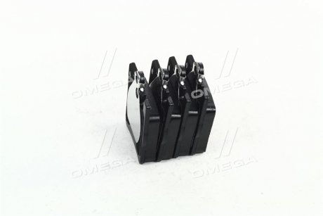 Тормозные колодки зад. DB CLC-Series (W203)/SLK-Series (W171)/CLK-Series (W209)/C-Series (W203)/E-Series (W210)/C-Series (W202) (93-11) REMSA 070900