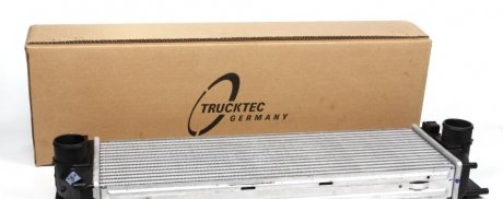 Интеркулер 02.40.235 AUTOMOTIVE TRUCKTEC 0240235